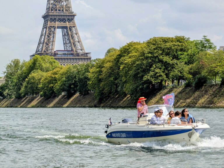Paris river cruise